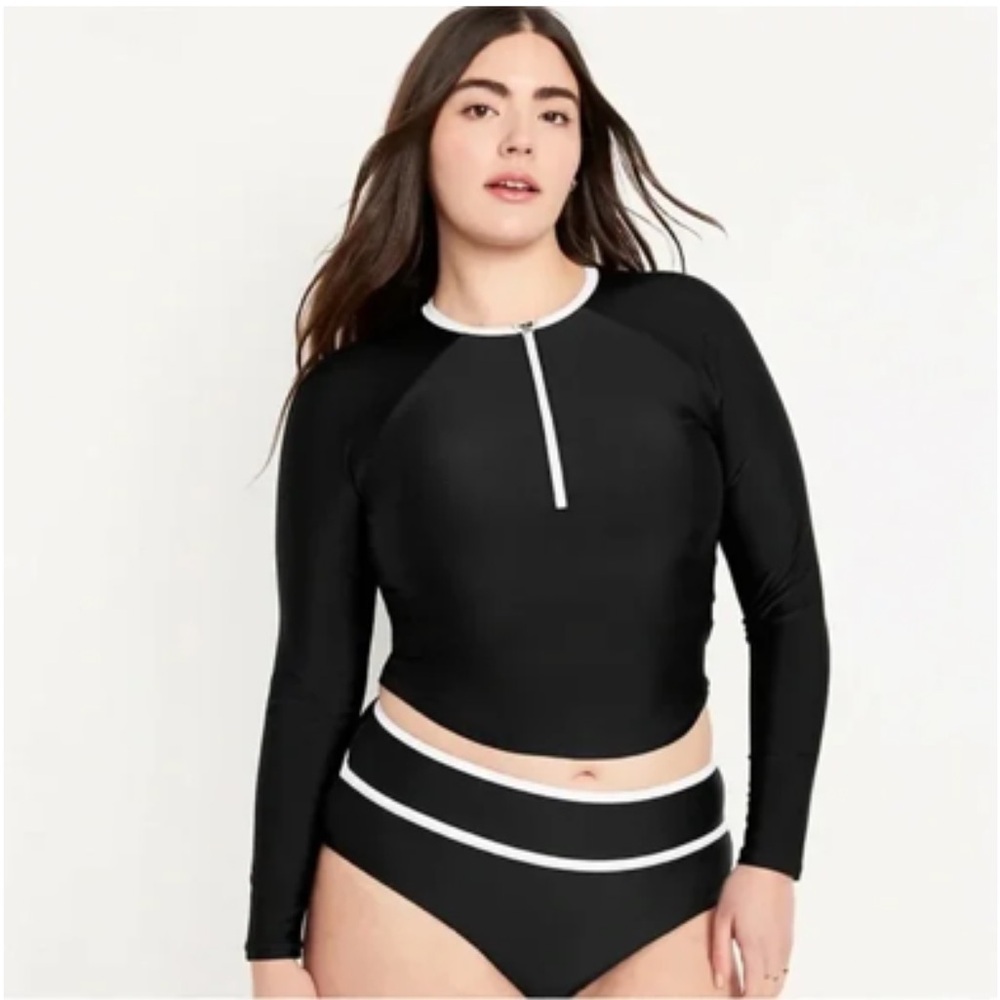NWT Old Navy Half Zip Rashguard